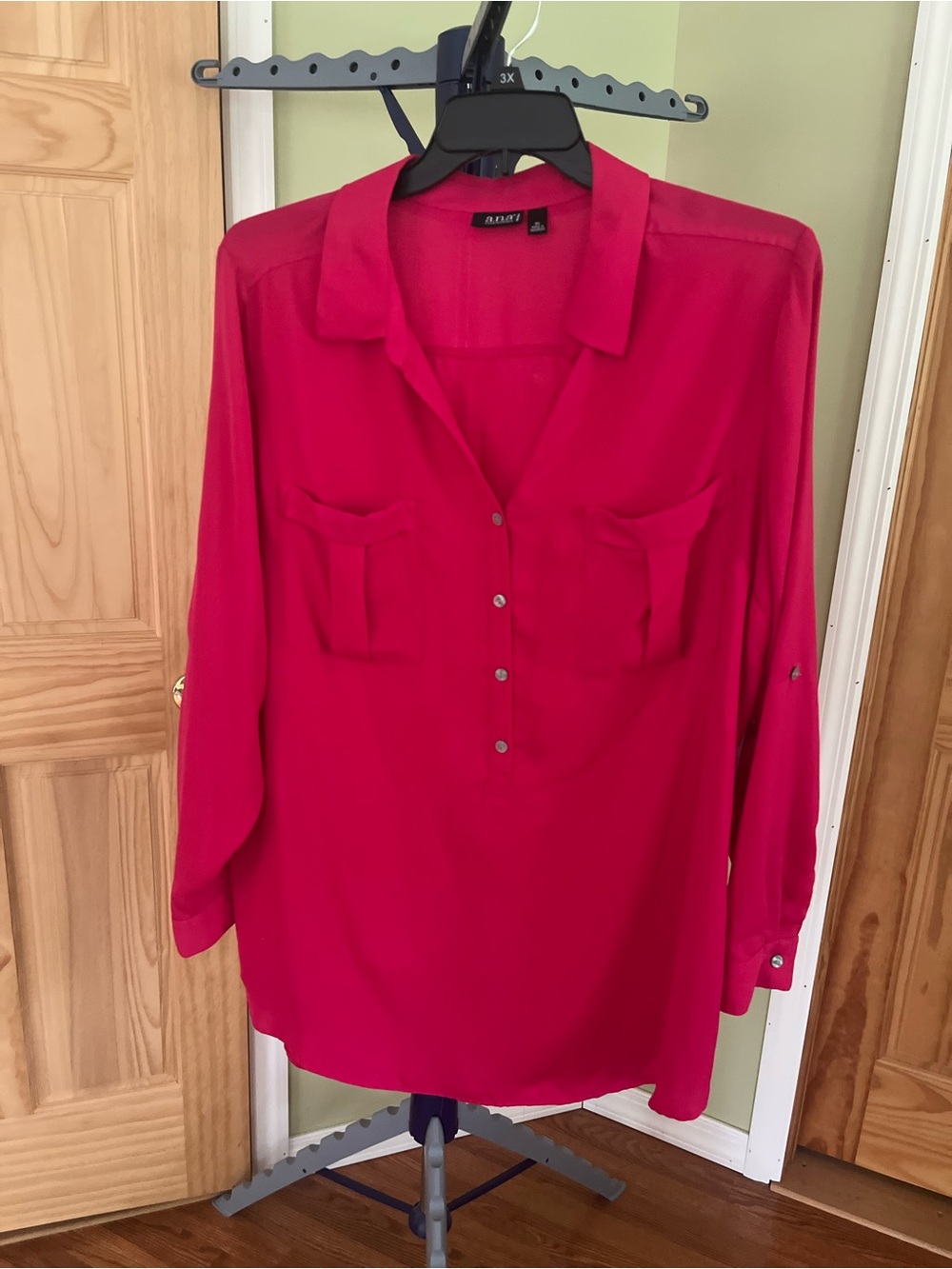 NWT a.n.a Women’s Long Sleeve Button-Front Blouse in Fuchsia